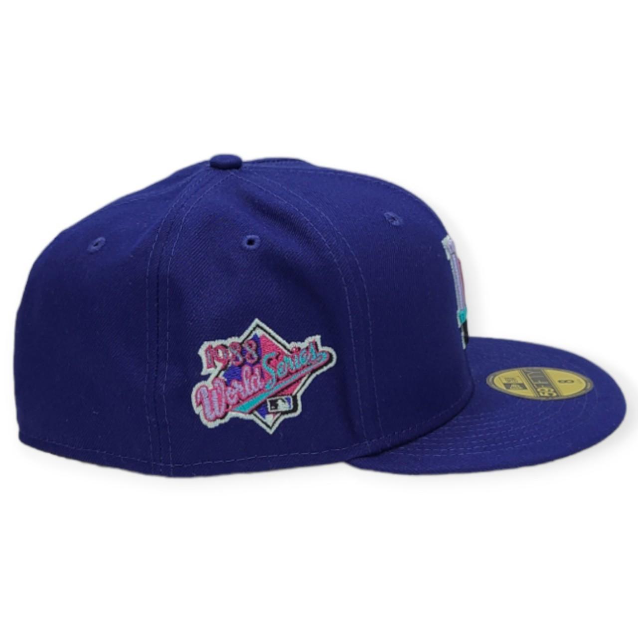 Los Angeles Dodgers fitted hat with a 1988 World - Depop