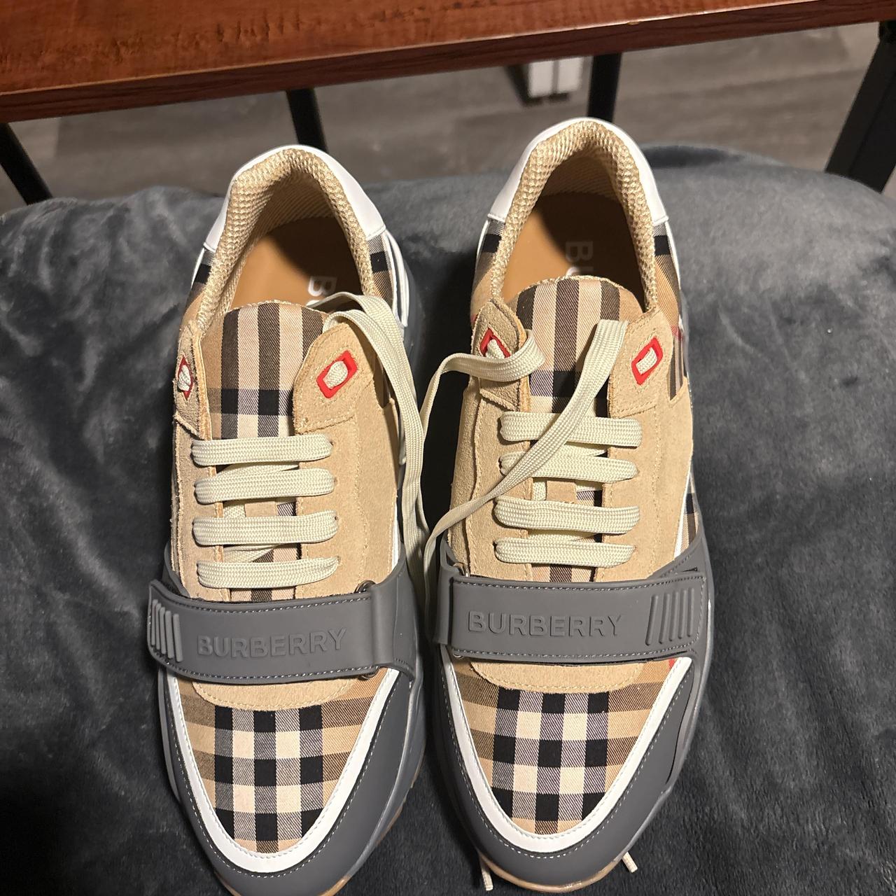 Burberry shoes - Depop