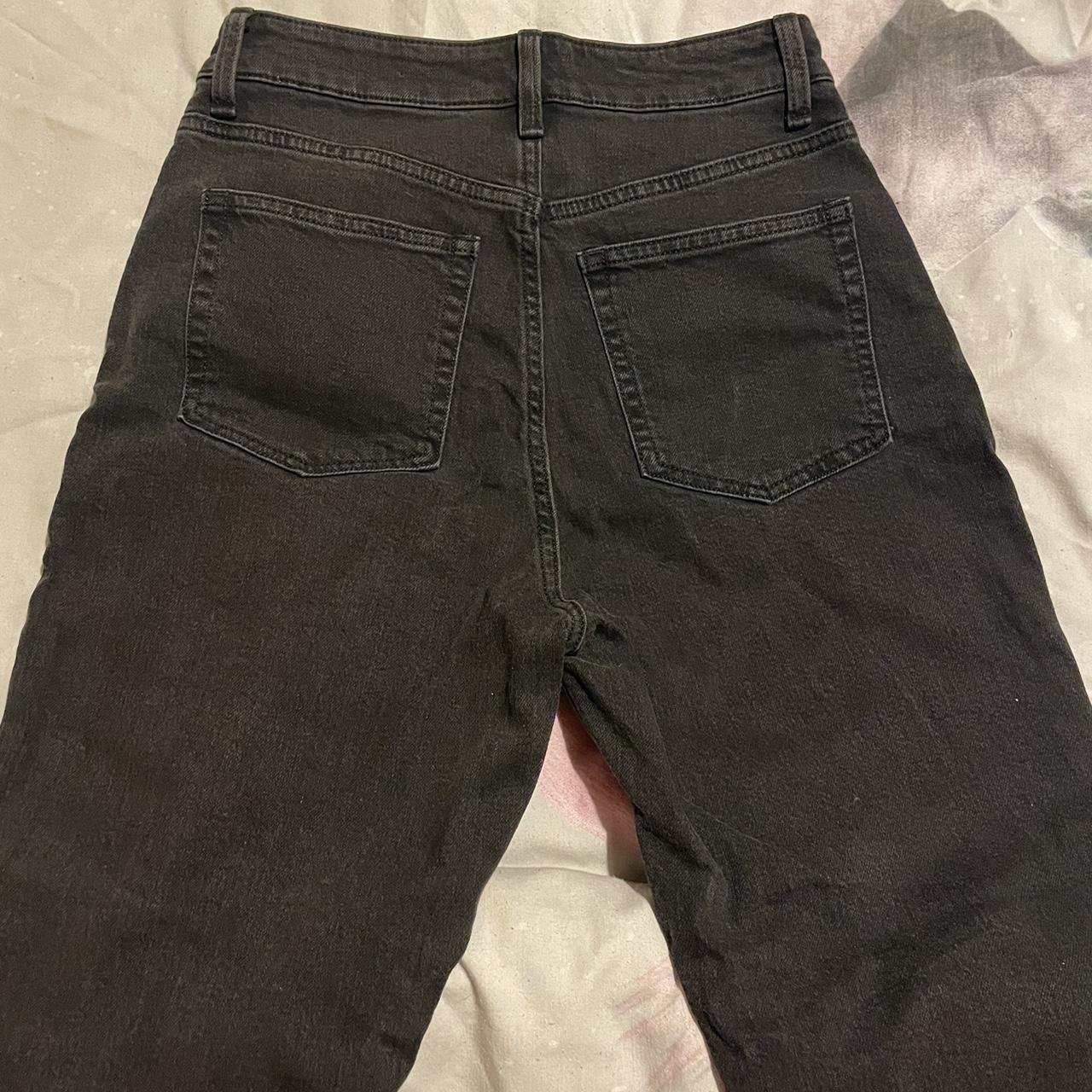 H&M baggy jeans. Never worn as they are too big for... - Depop