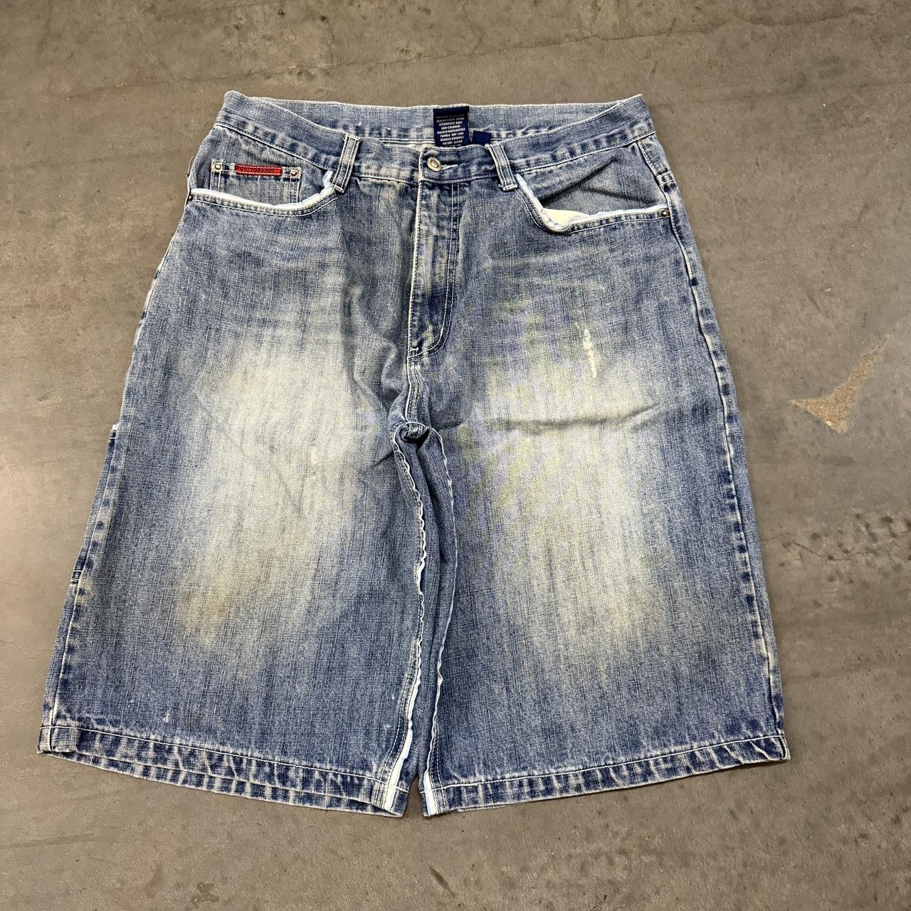 item listed by crsnz