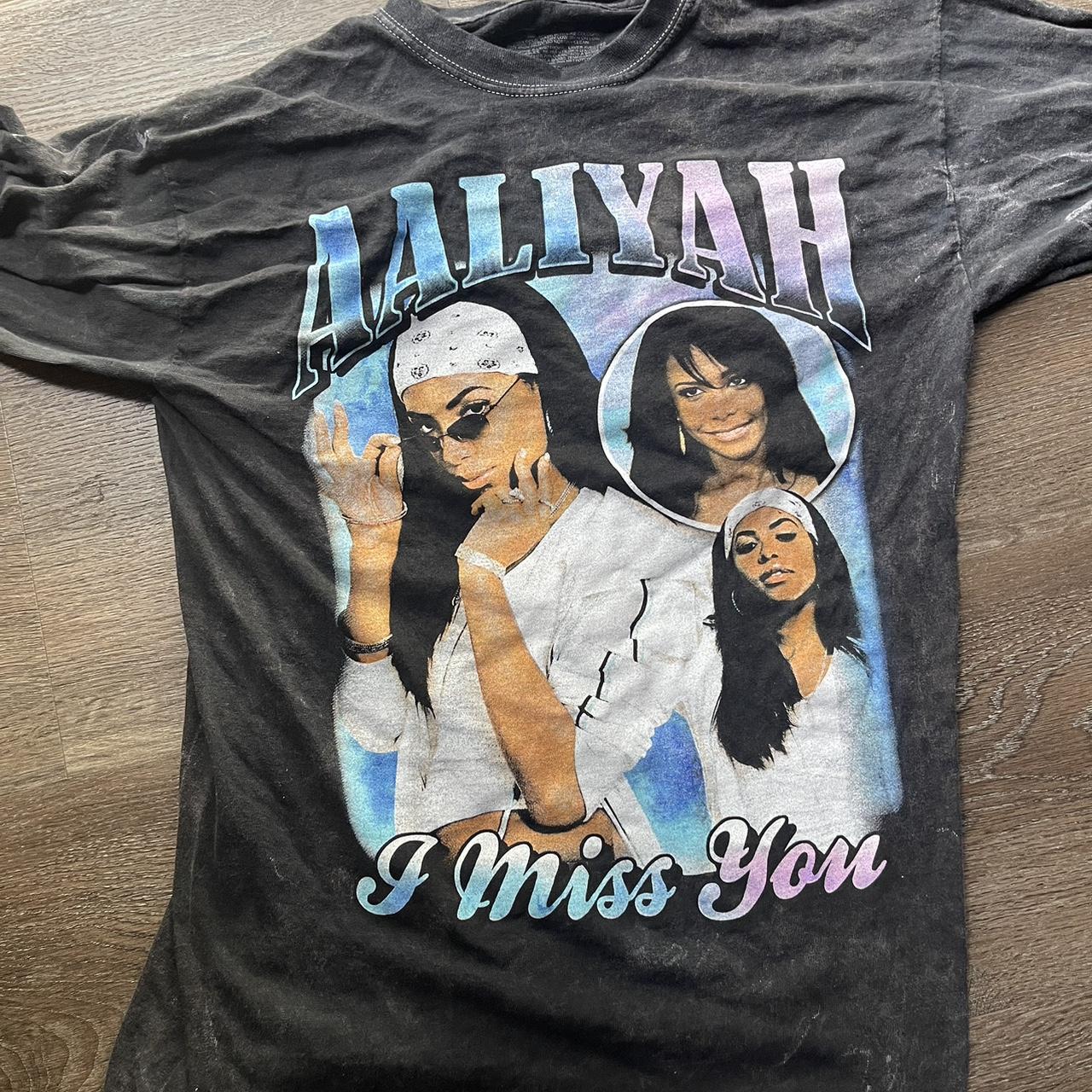 Aaliyah sweatshirt forever 21 online