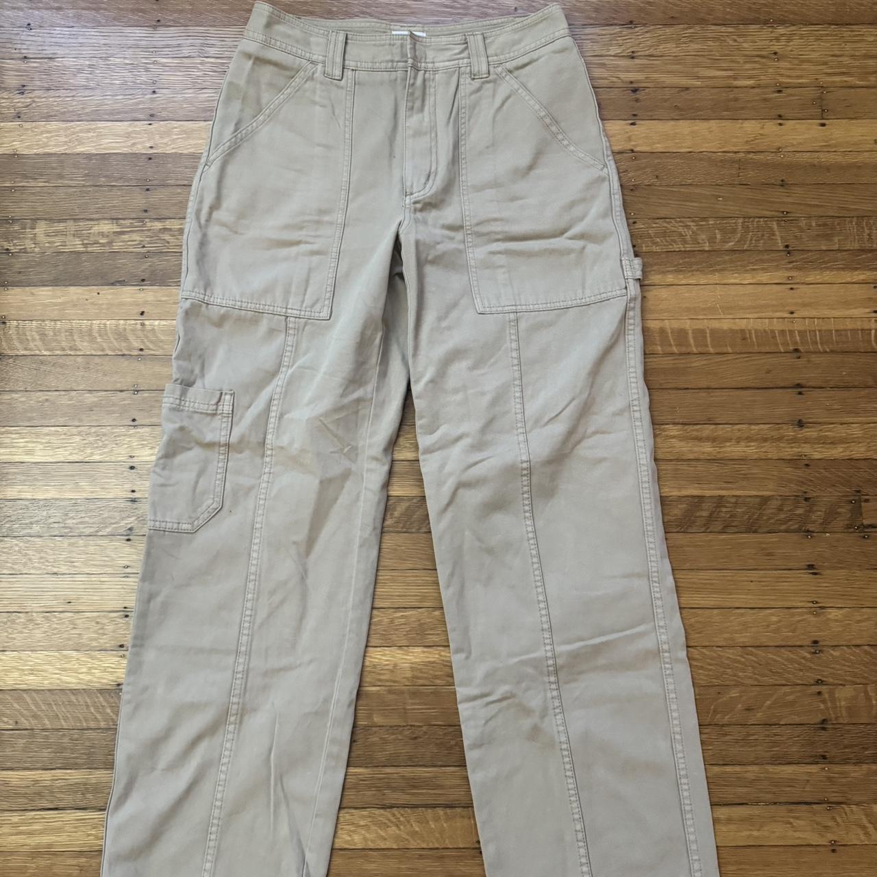 Aritzia SunDeh brand cargo pants, perfect condition! Depop