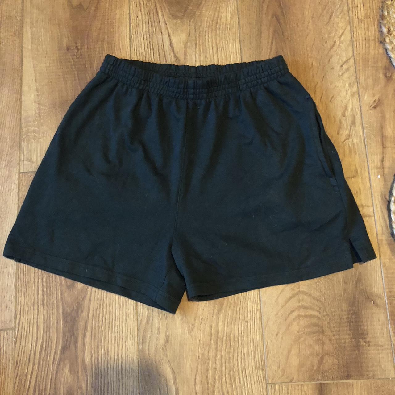 Brandy Melville Rosa green sweatshorts - Depop