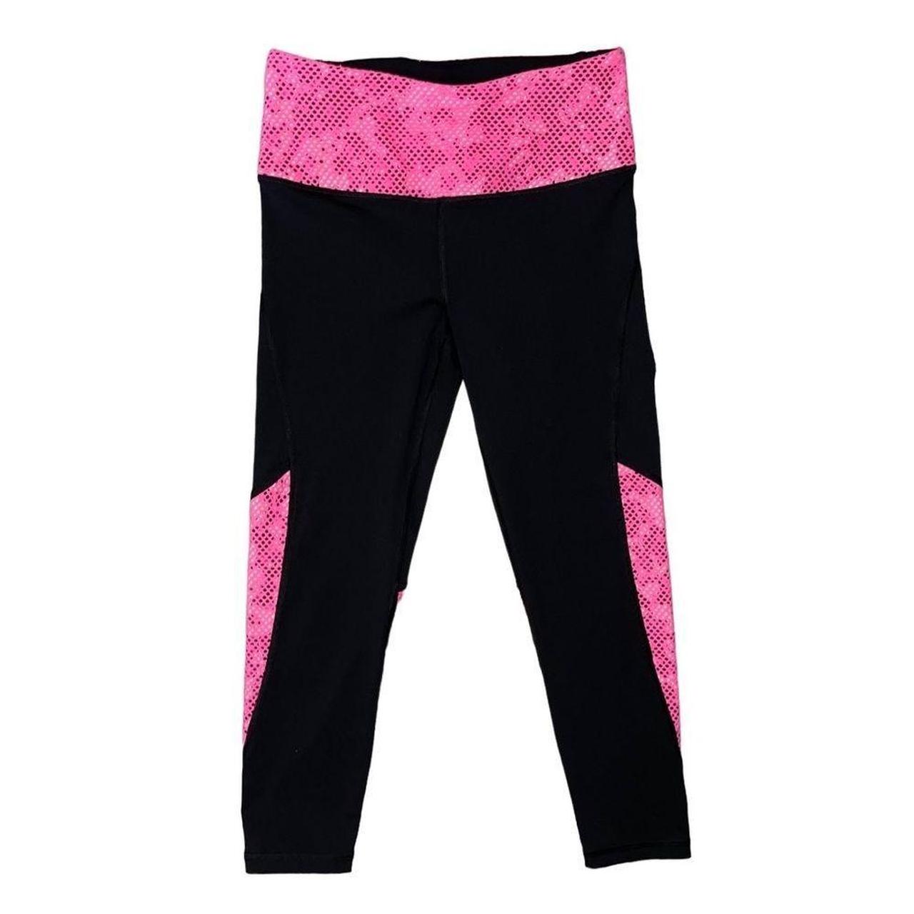 Victoria's Secret sport Capri yoga pants size - Depop