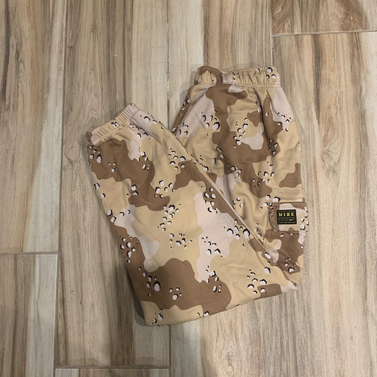 tan nike cargo pants
