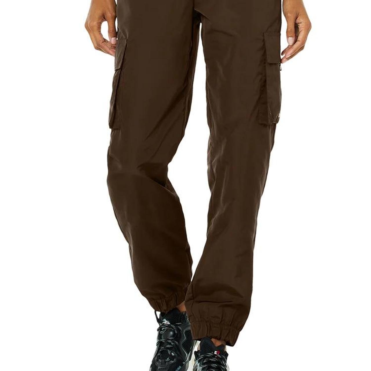 Alo cargo pants #alo #cargopants