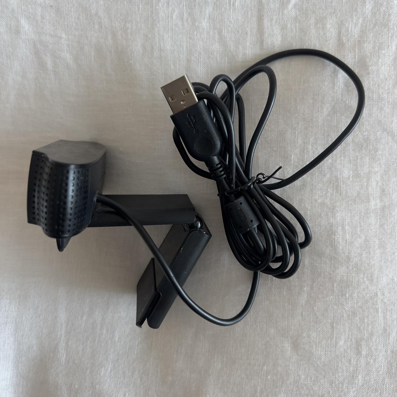 Logitech HD 180p webcam with built in microphones. Depop