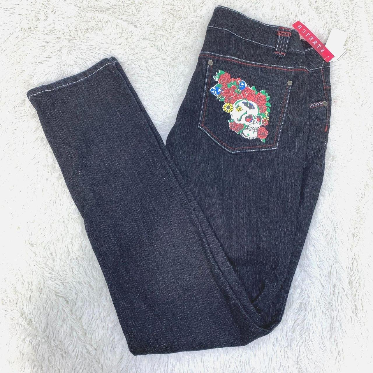 item listed by sweet_thriftz