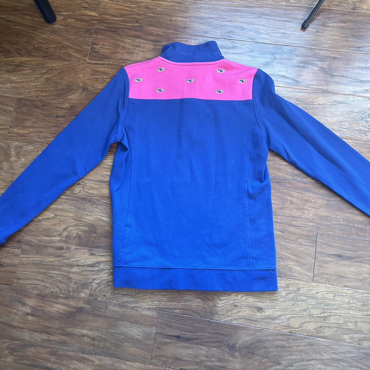 Super clean modern vineyard vines Broncos pull over - Depop