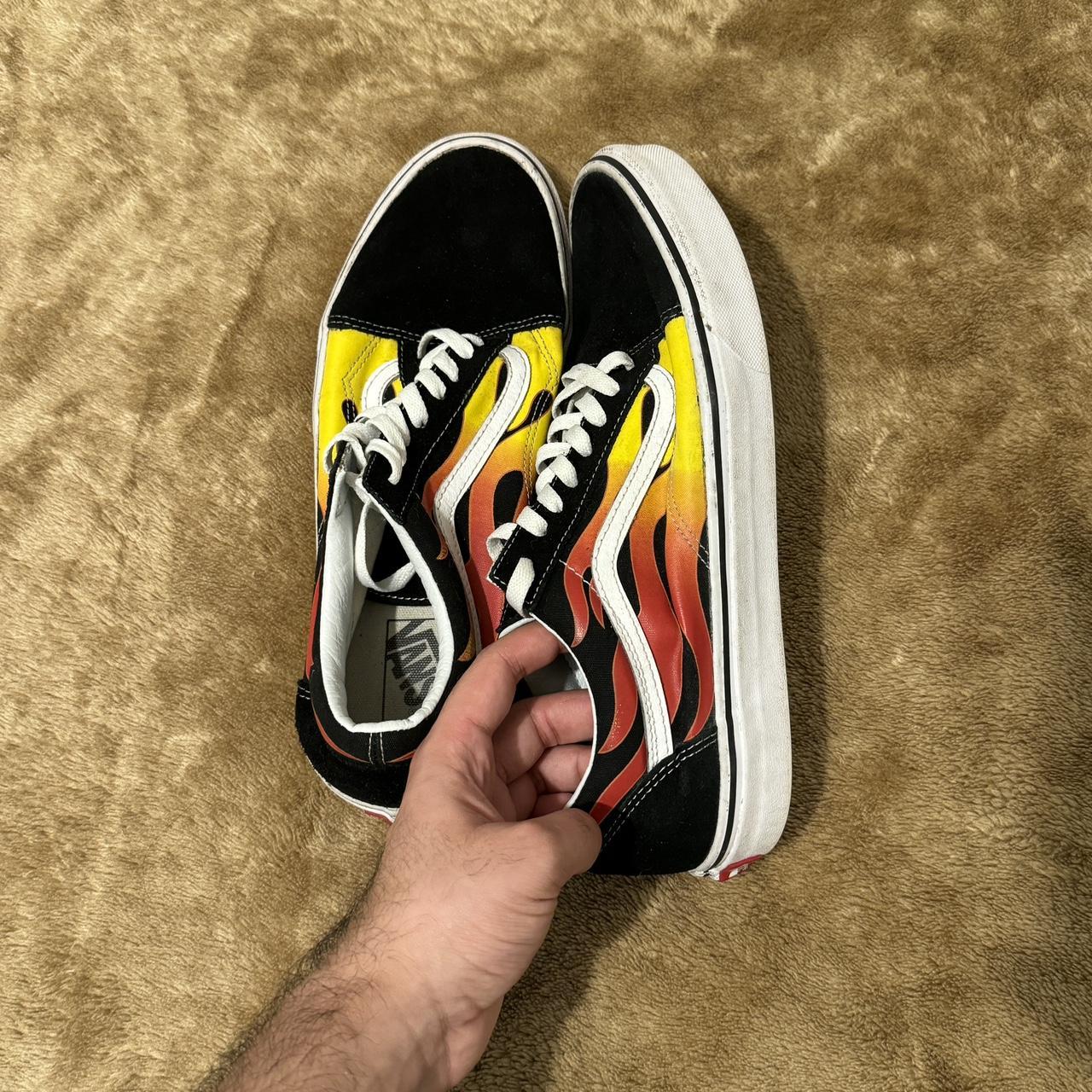 Flame old skool vans on clearance feet