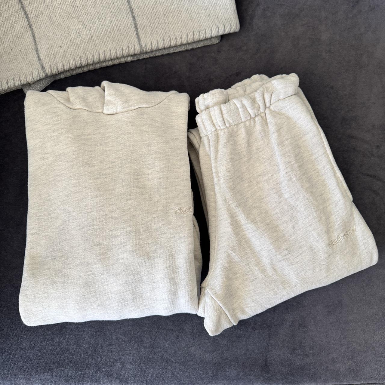 item listed by caliscloset99