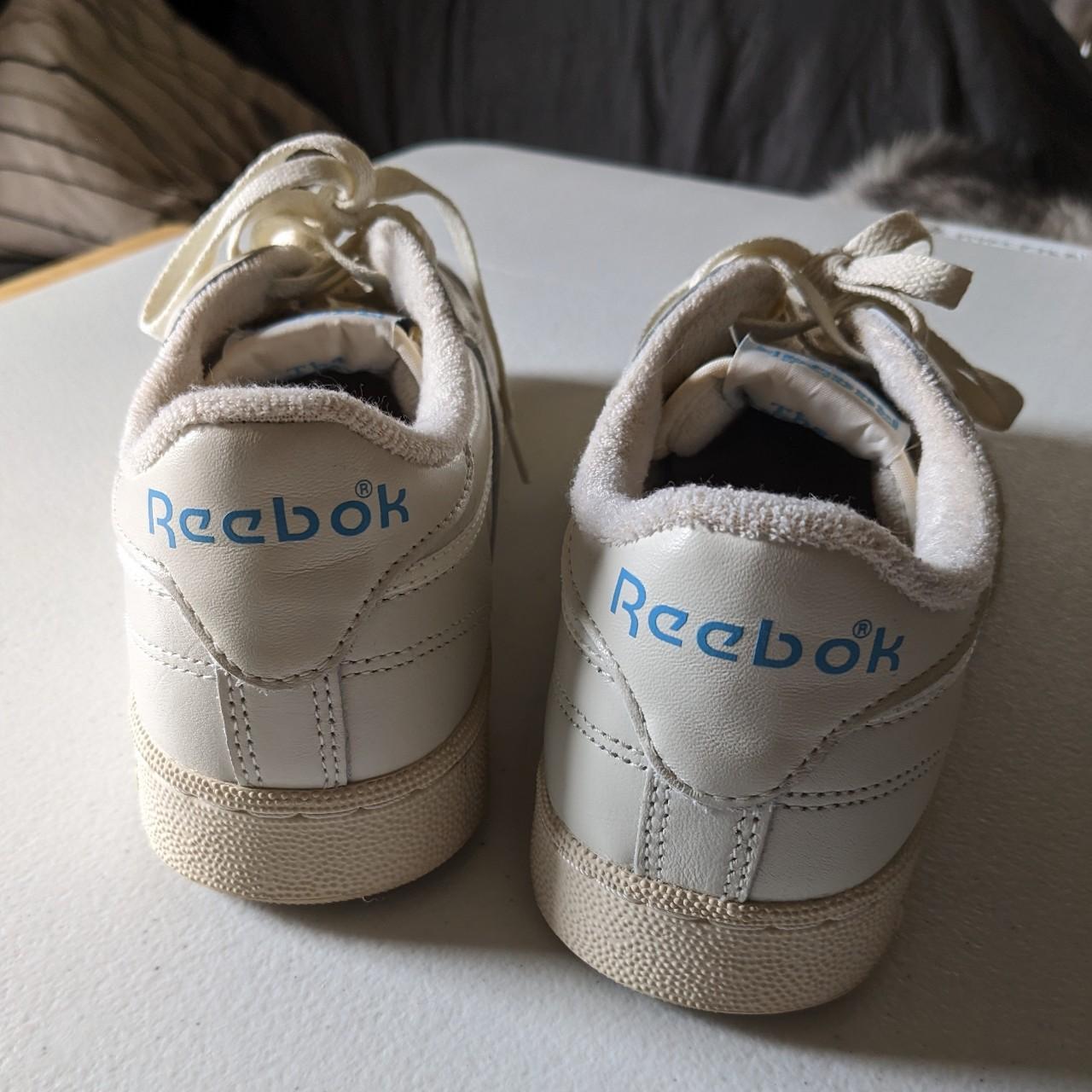 Cream sale reebok trainers