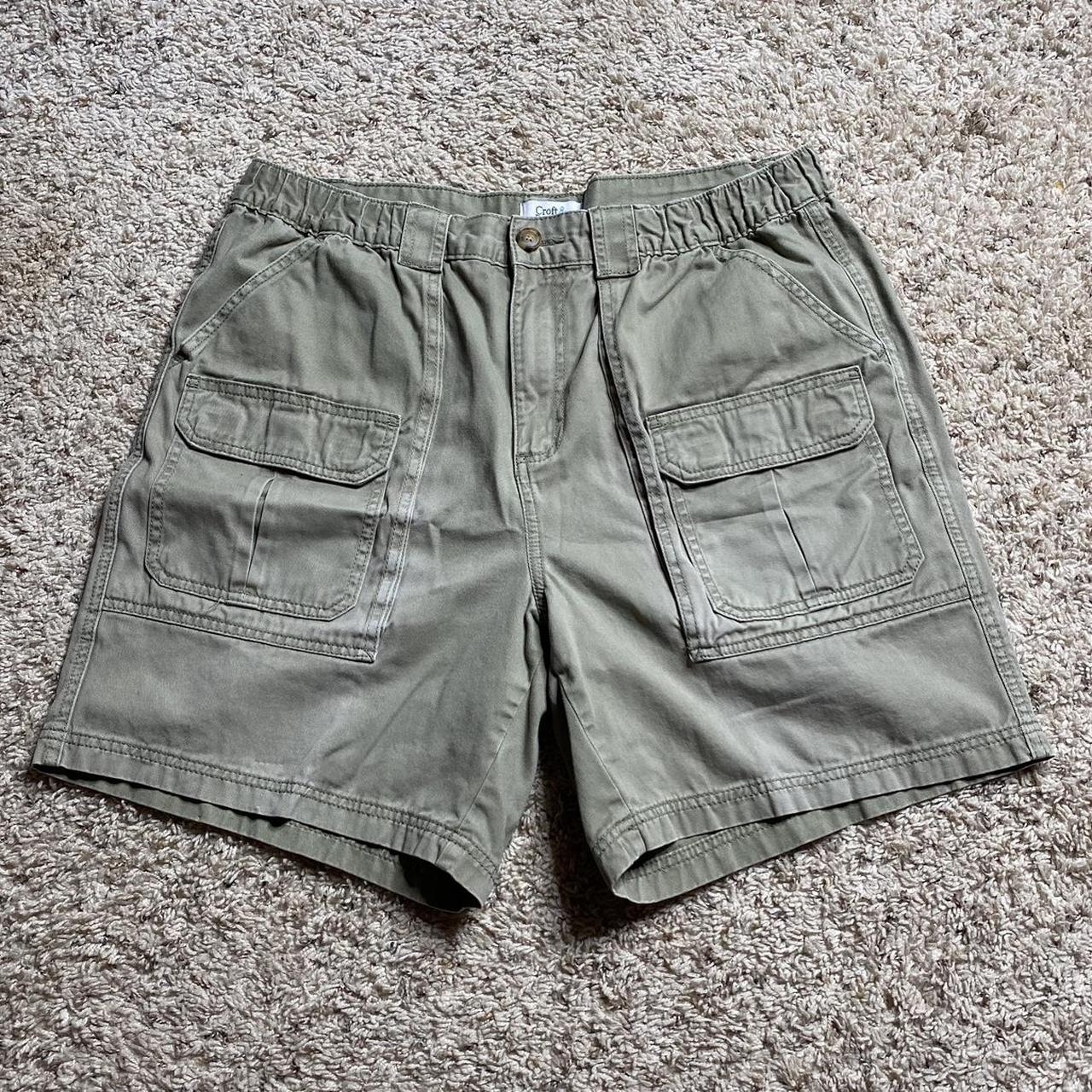 Croft & Barrow Men's Khaki Shorts | Depop