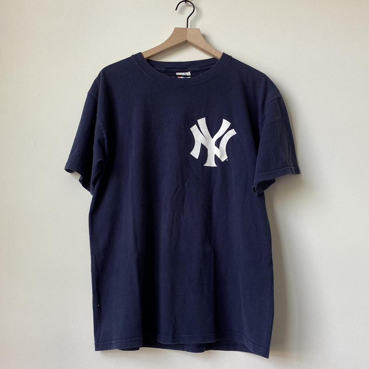 Vintage Derek Jeter Yankees Tshirt ⚾️ Size... - Depop