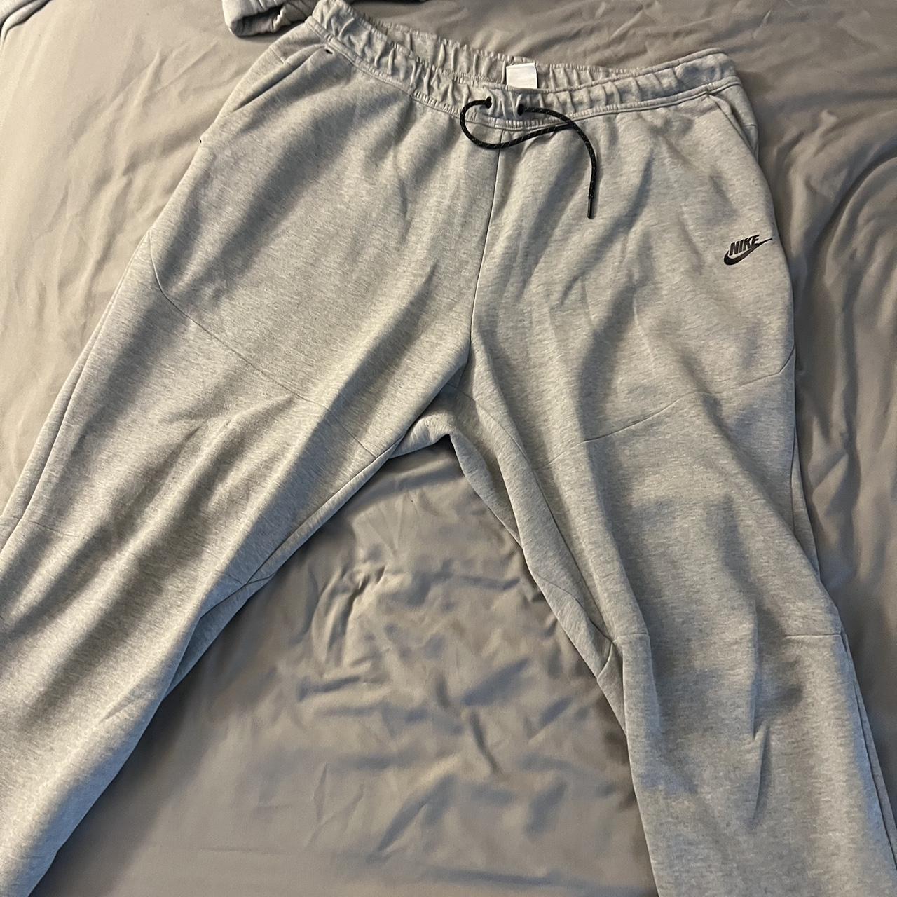 mens nike grey bottoms