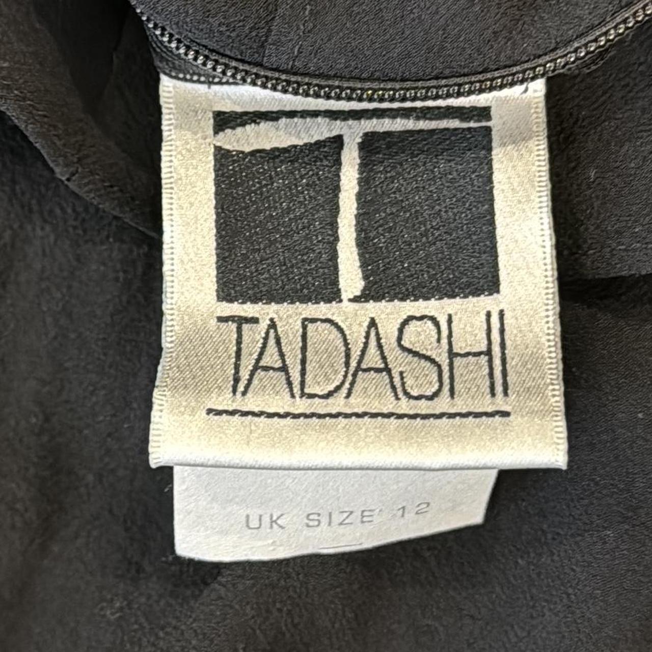 Vintage 1990s Tadashi Shoji 100% silk black | Depop Vintage 1990s Tadashi Shoji 100% silk black | Depop
