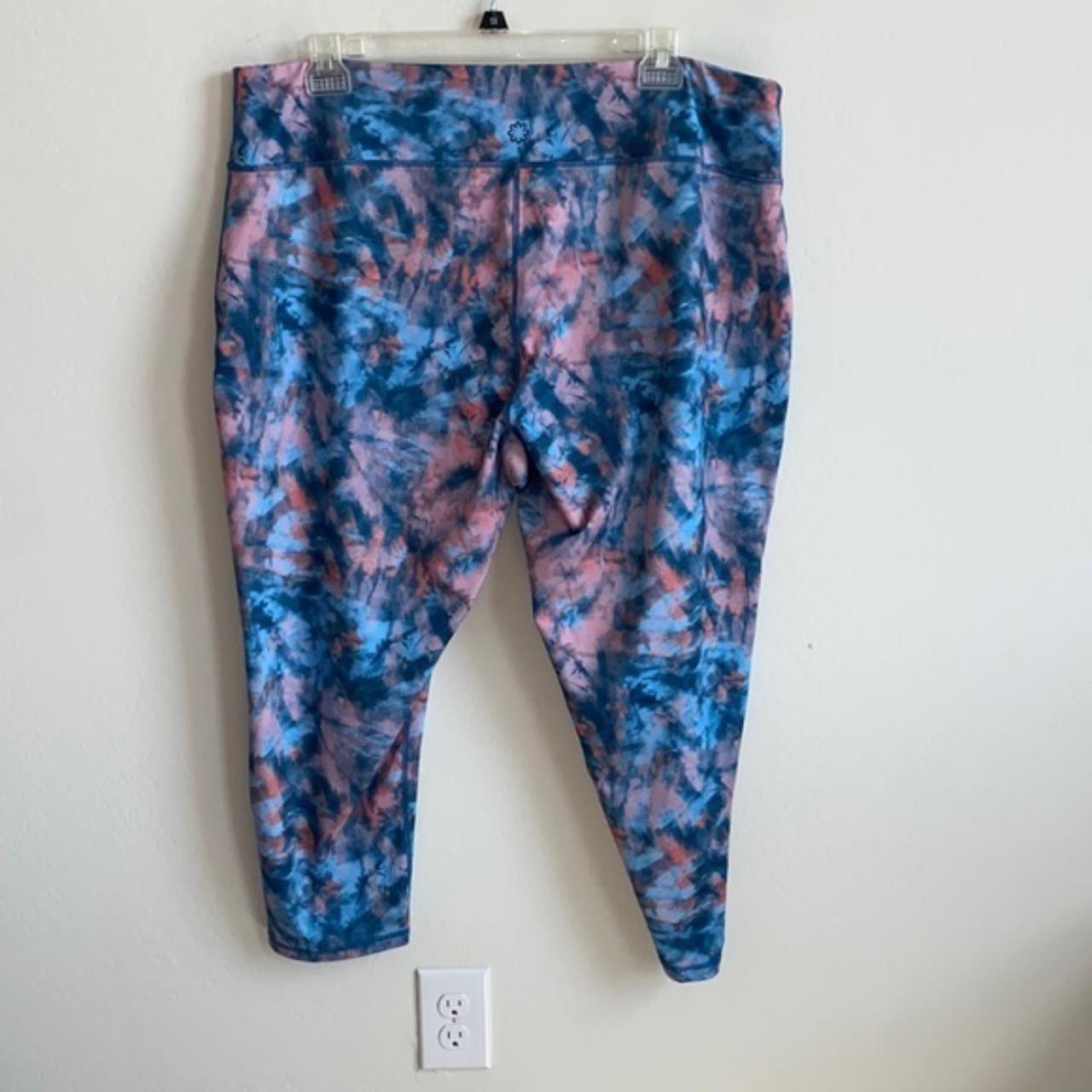 Athleta 7/8 Tie Dye Leggings Size Small Color: Navy - Depop