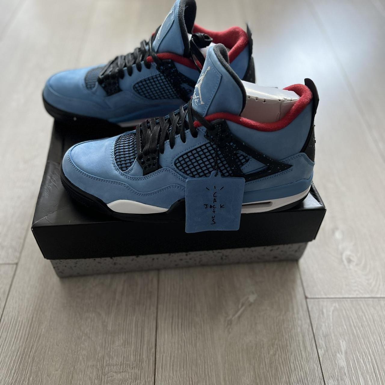 Jordan Men's Blue Trainers | Depop