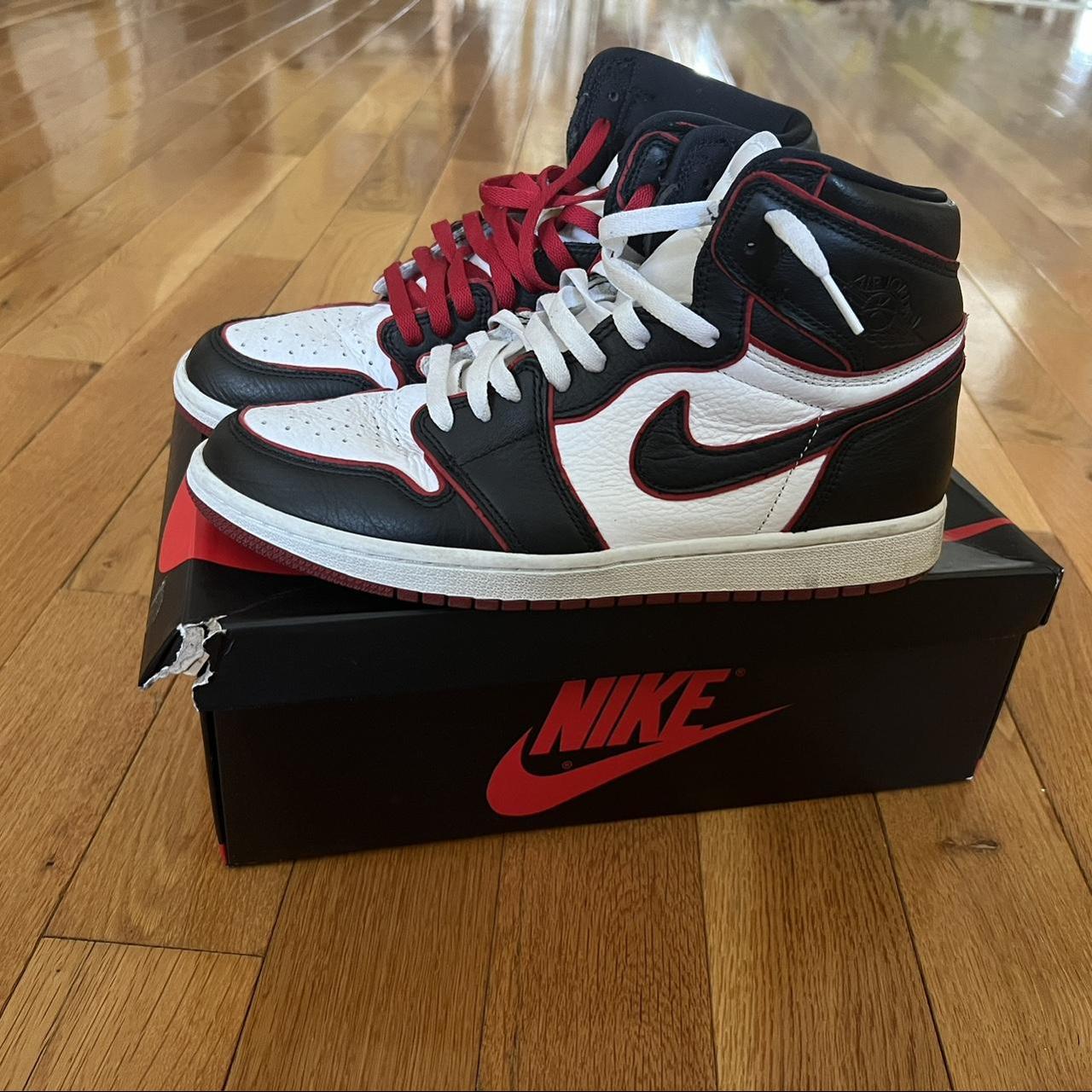 Lacci clearance jordan 1