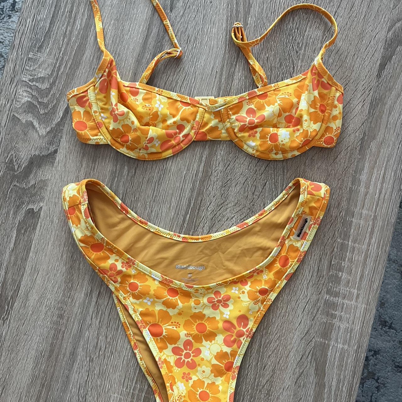 Women's Yellow and Orange Bikinis-and-tankini-sets | Depop