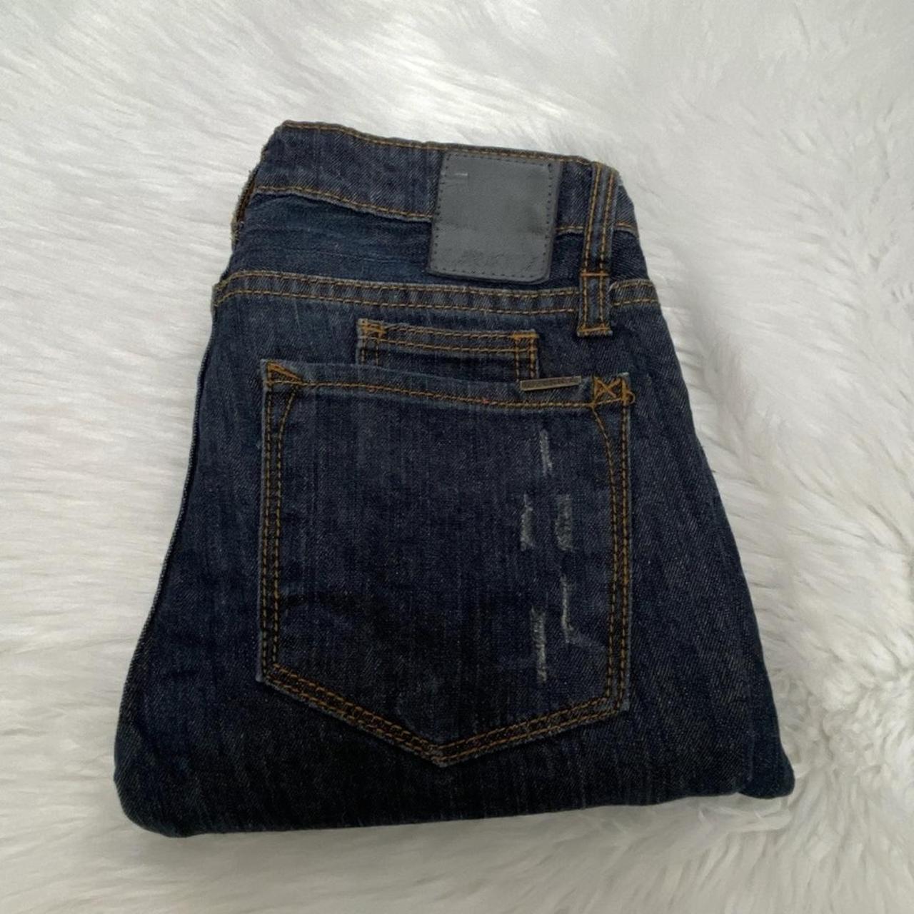 Jeans with best sale 28 inseam