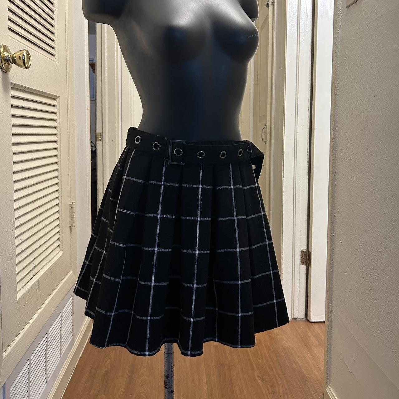 Hot Topic Black Plaid Skirt Black Plaid Pleated Skirt Hot Topic Depop