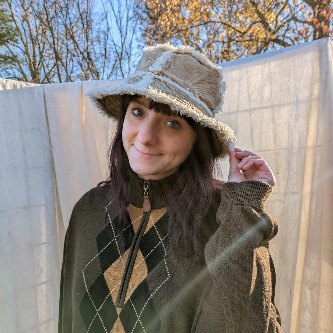 Abercrombie and Fitch Bucket Hat Super Cute will... Depop