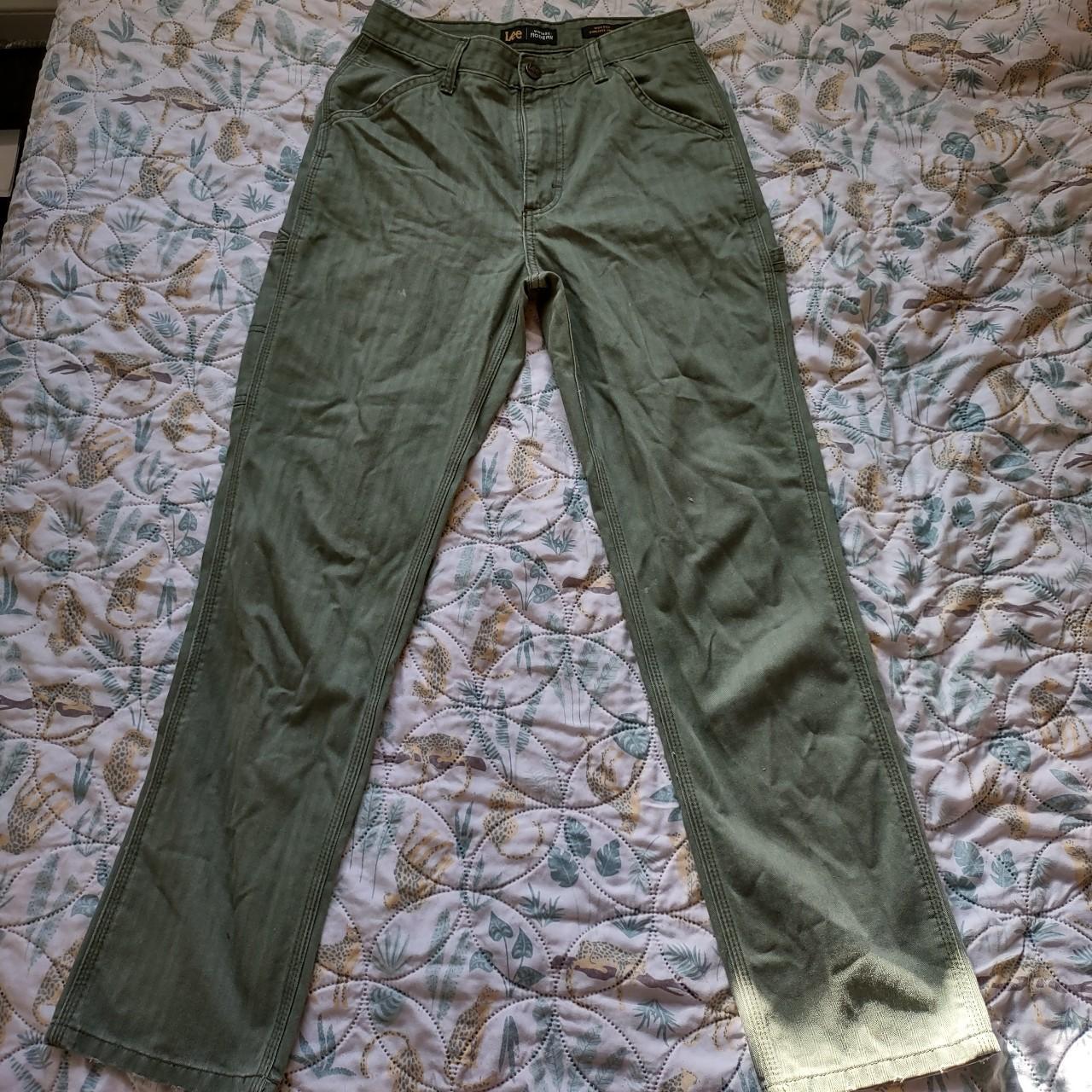 Lee Women's Green and Khaki Jeans | Depop