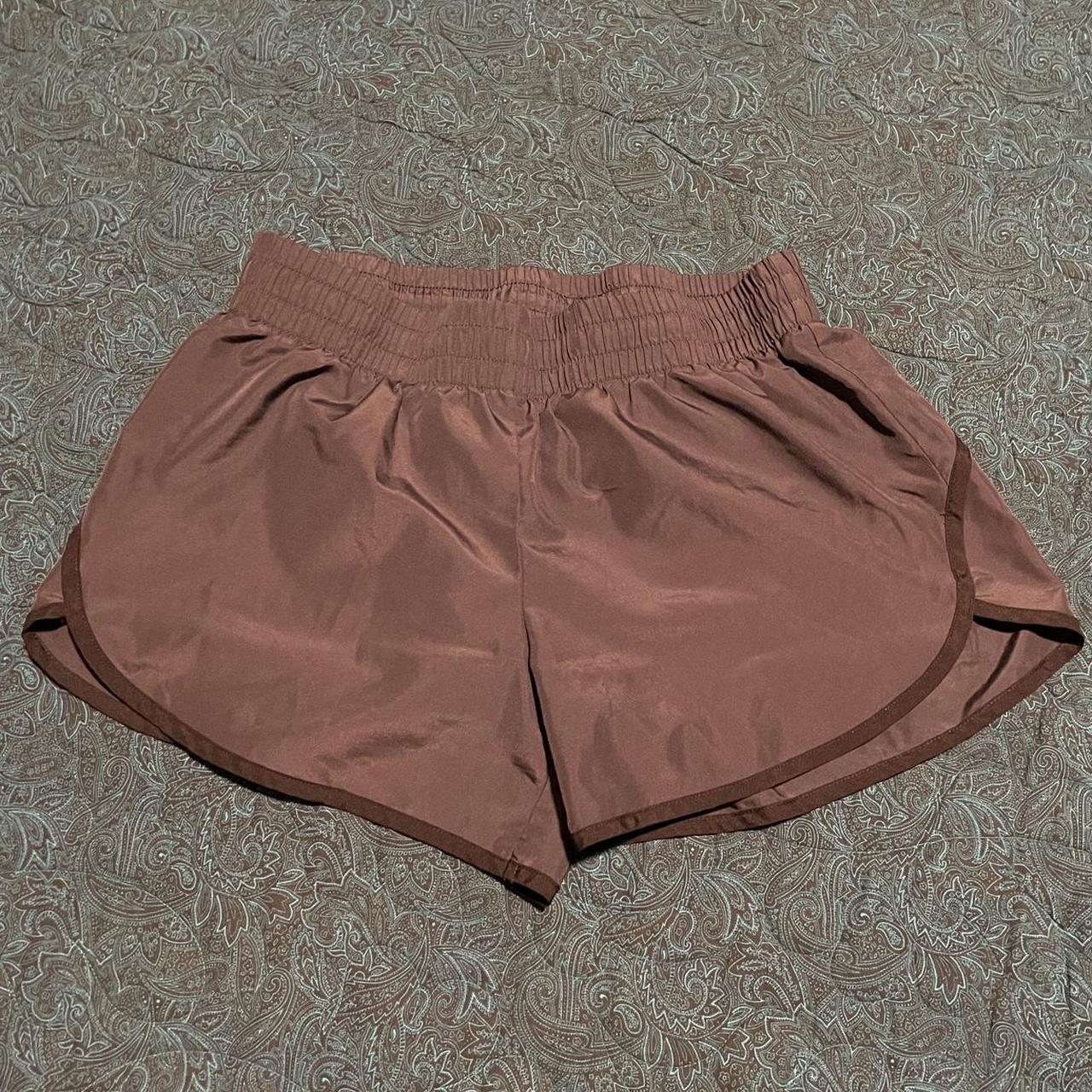 10/10 condition Women’s athletic shorts with lining... Depop