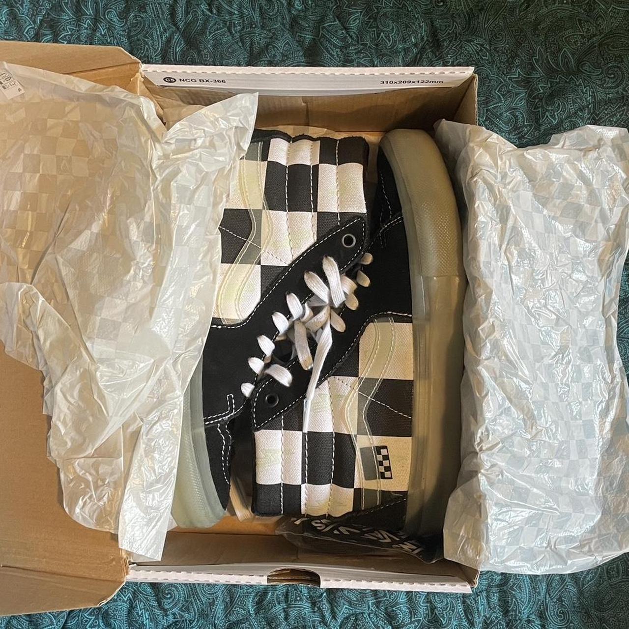 9/10 condition - slightly dirty, but should be able... - Depop