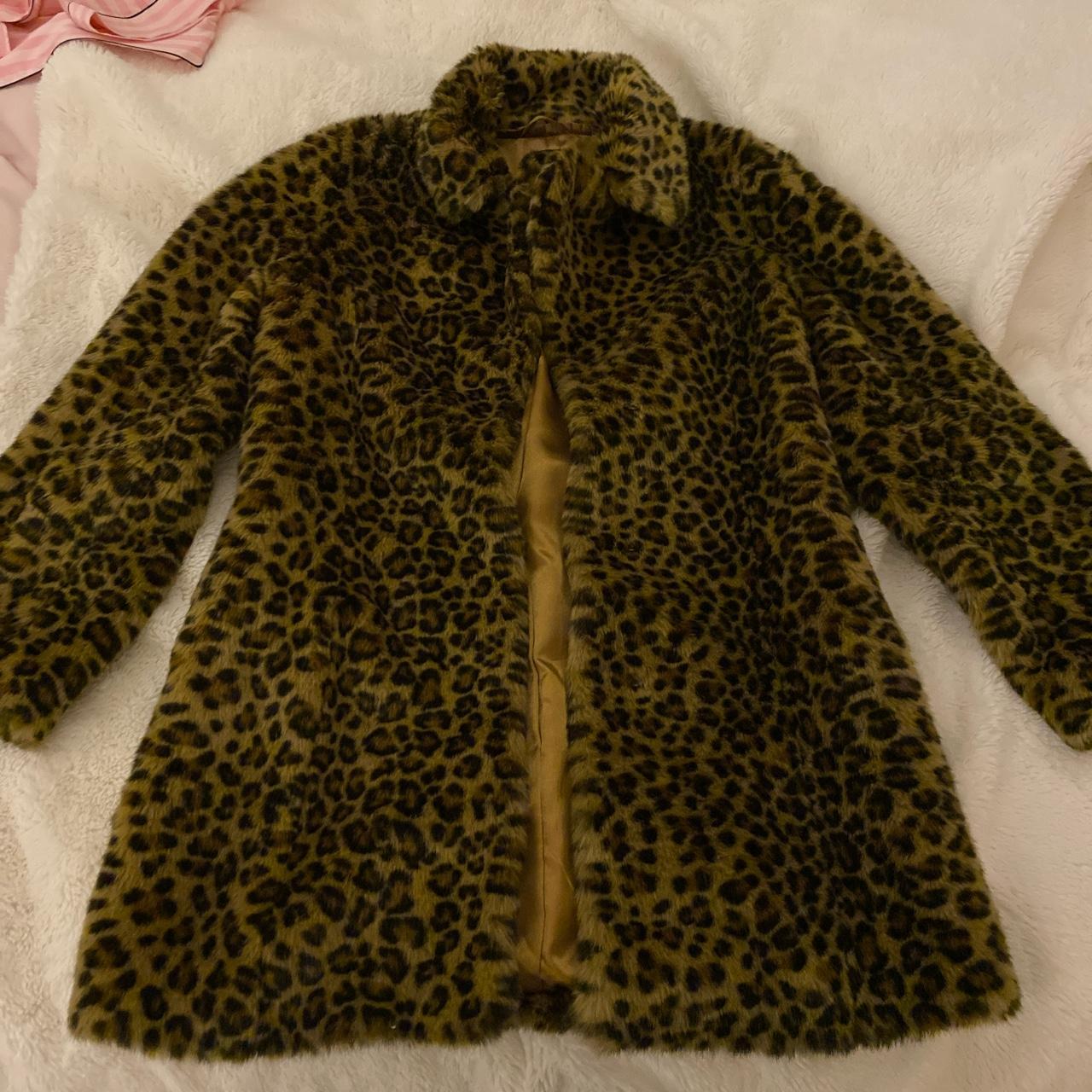 Leopard print coat faux fur from Oasis Size S. Depop