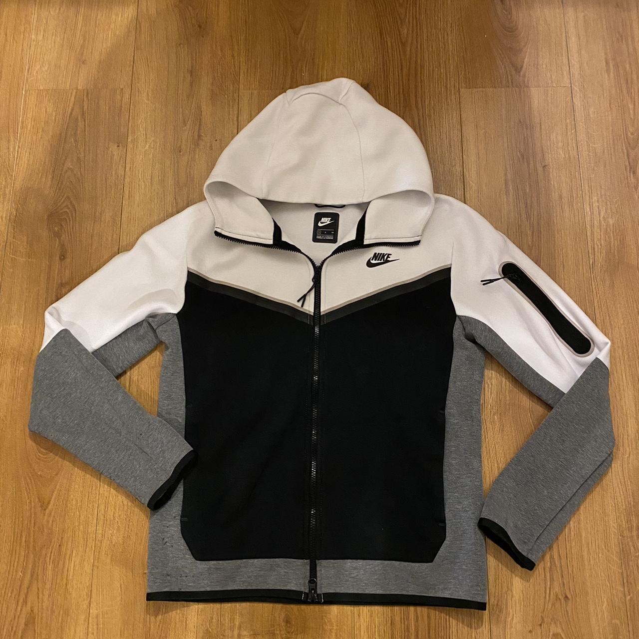 mens nike tech fleece hoodie black