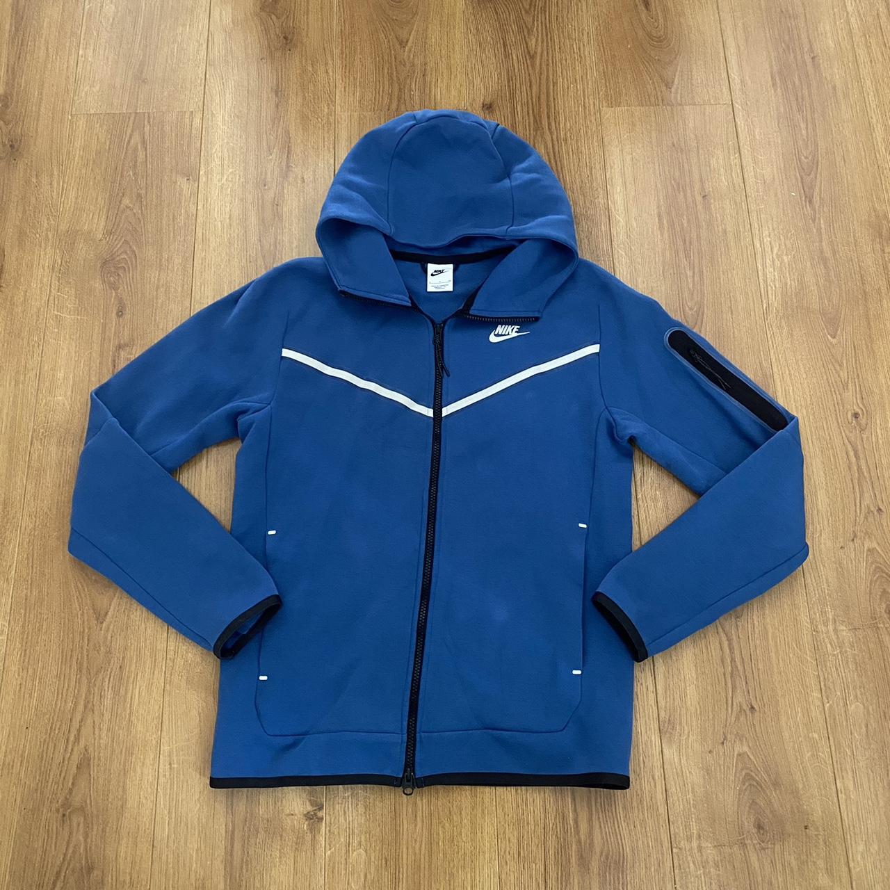 Nike Men's Blue and White Hoodie | Depop