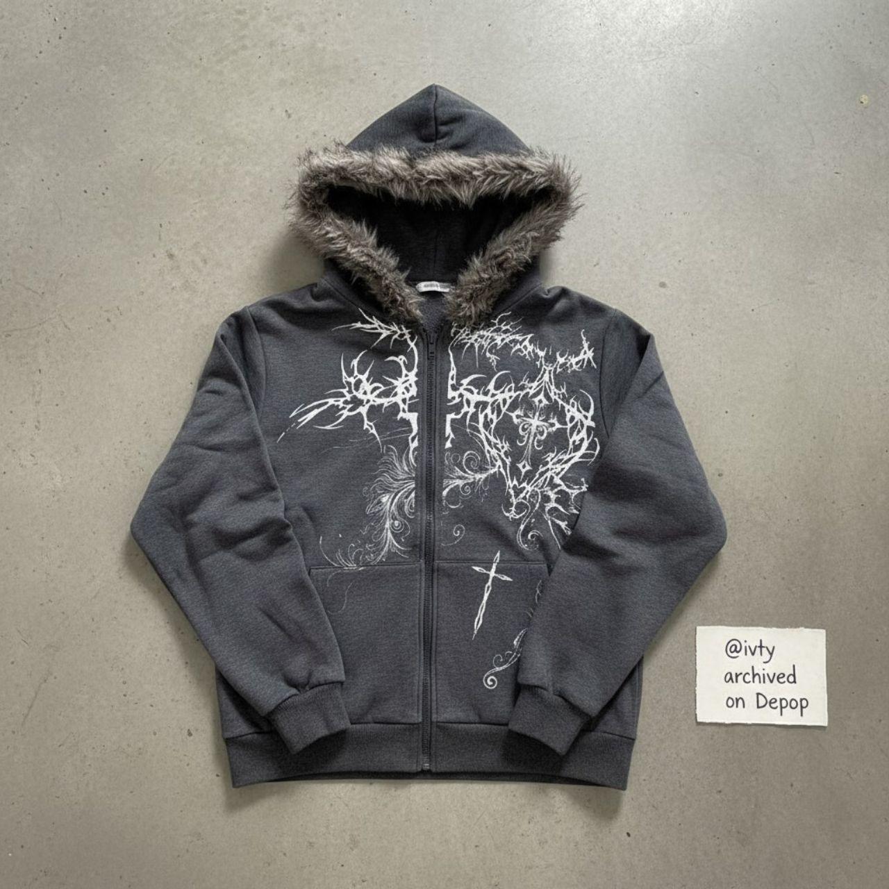 Hoodie y2k-zip - Depop