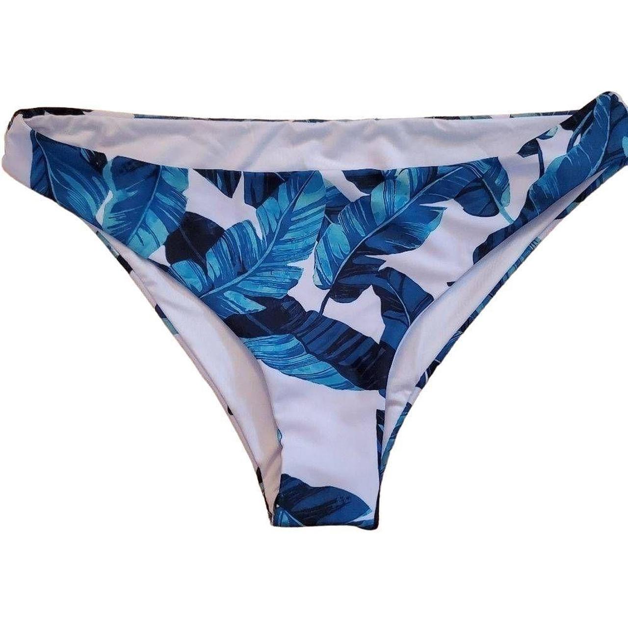 SHEIN Women's Blue and White Bikini-and-tankini-bottoms | Depop