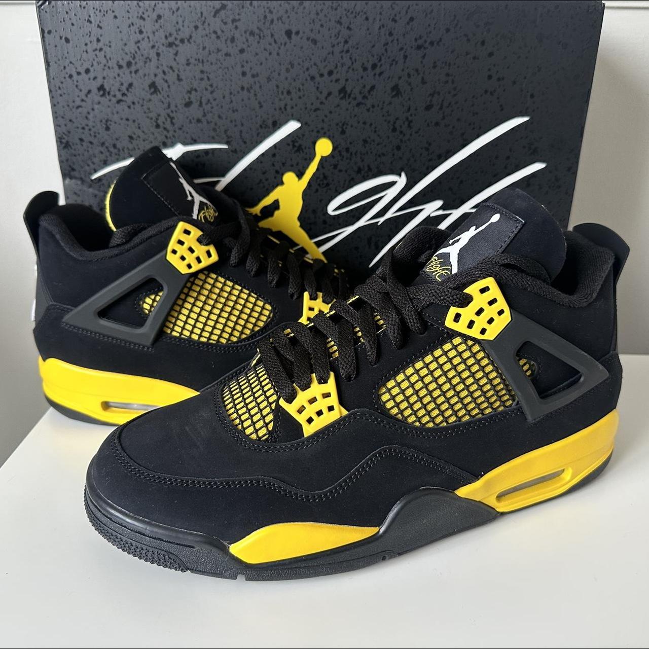 Jordan Men's Yellow and Black Trainers | Depop