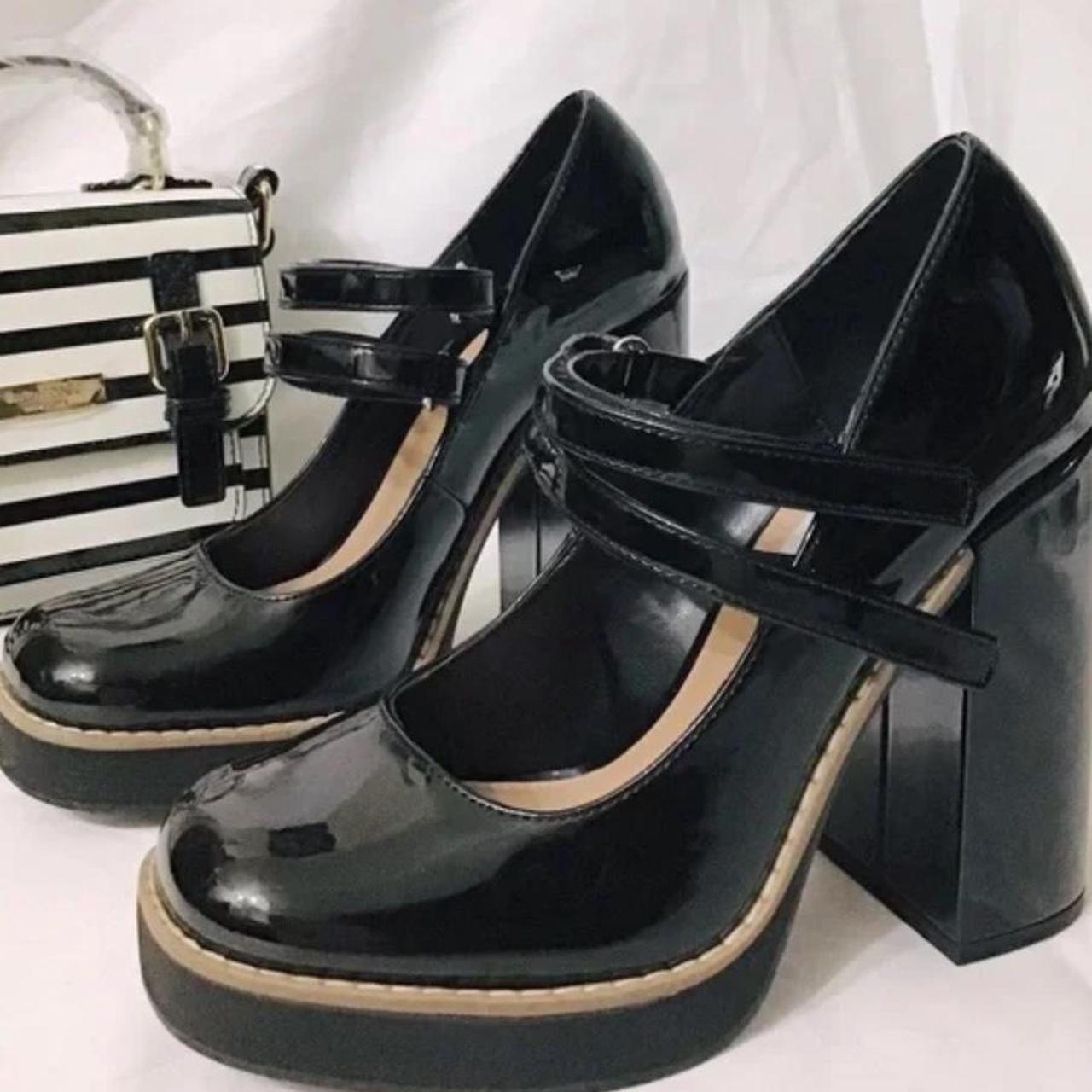 Steve Madden black patent leather Mary