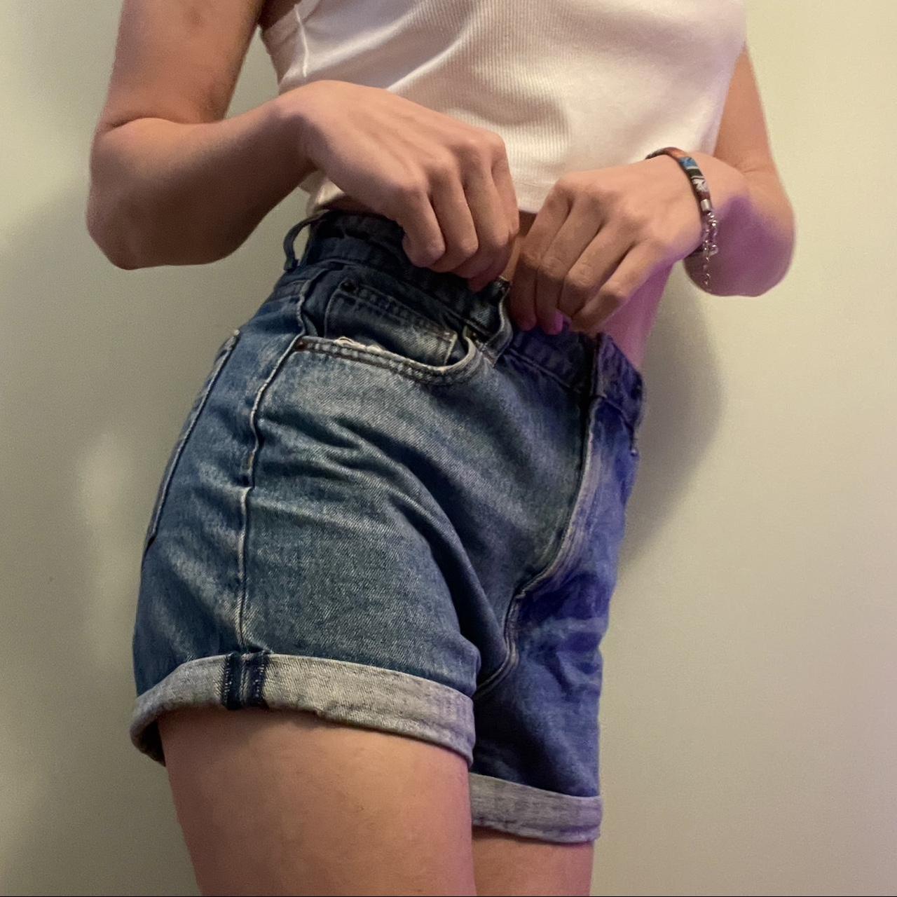 Mom best sale shorts bershka