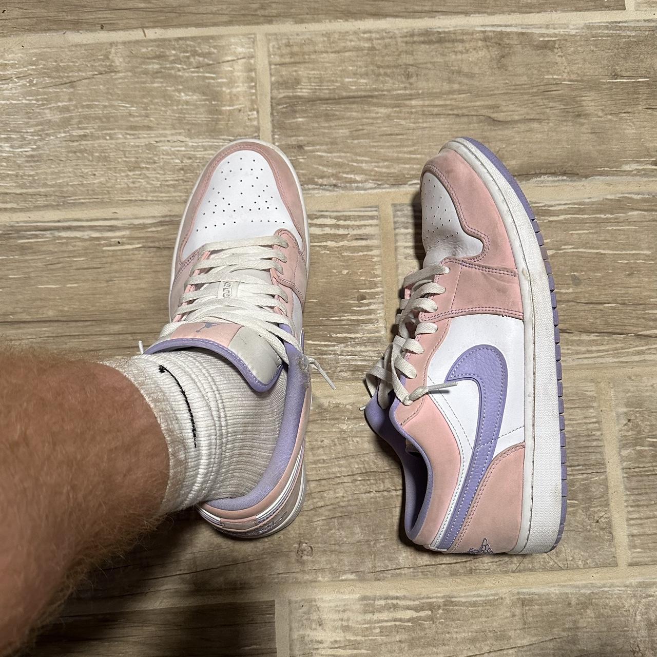 jordan 1 arctic punch on feet