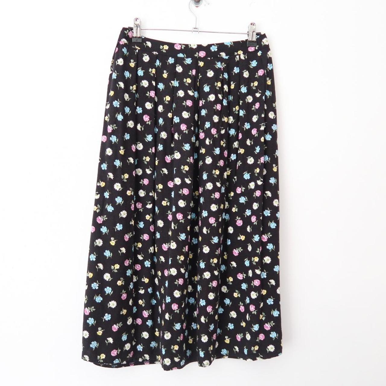 Black ditsy floral pleated midi skirt best sale