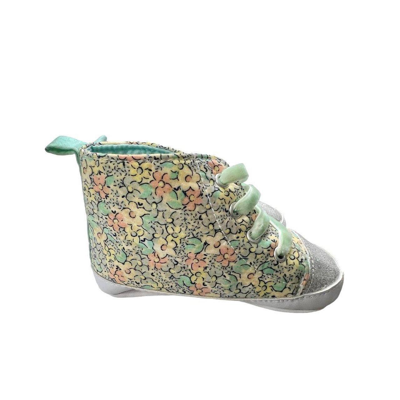 Carters clearance shoes girl