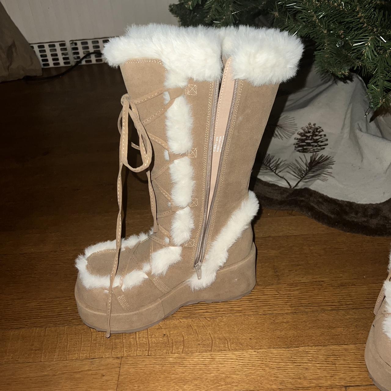 demonia cubby 311 tan