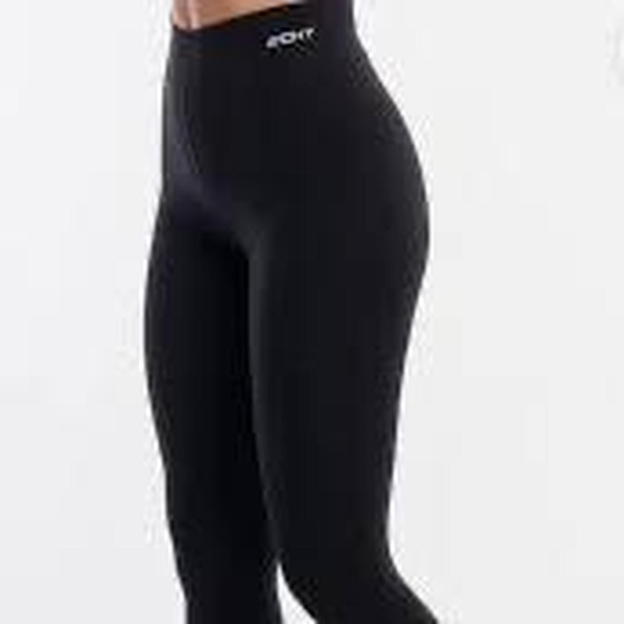 Echt leggings v3 in black Depop