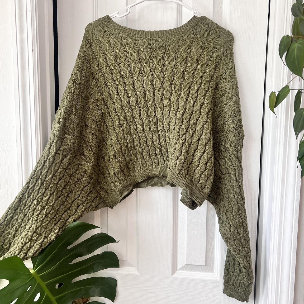 Cropped sweater - Depop