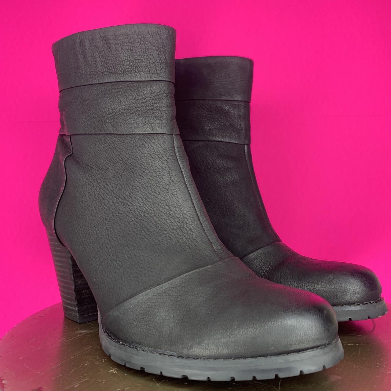 Clarks Mission Zelle Black Leather Ankle Boot Sz. Depop