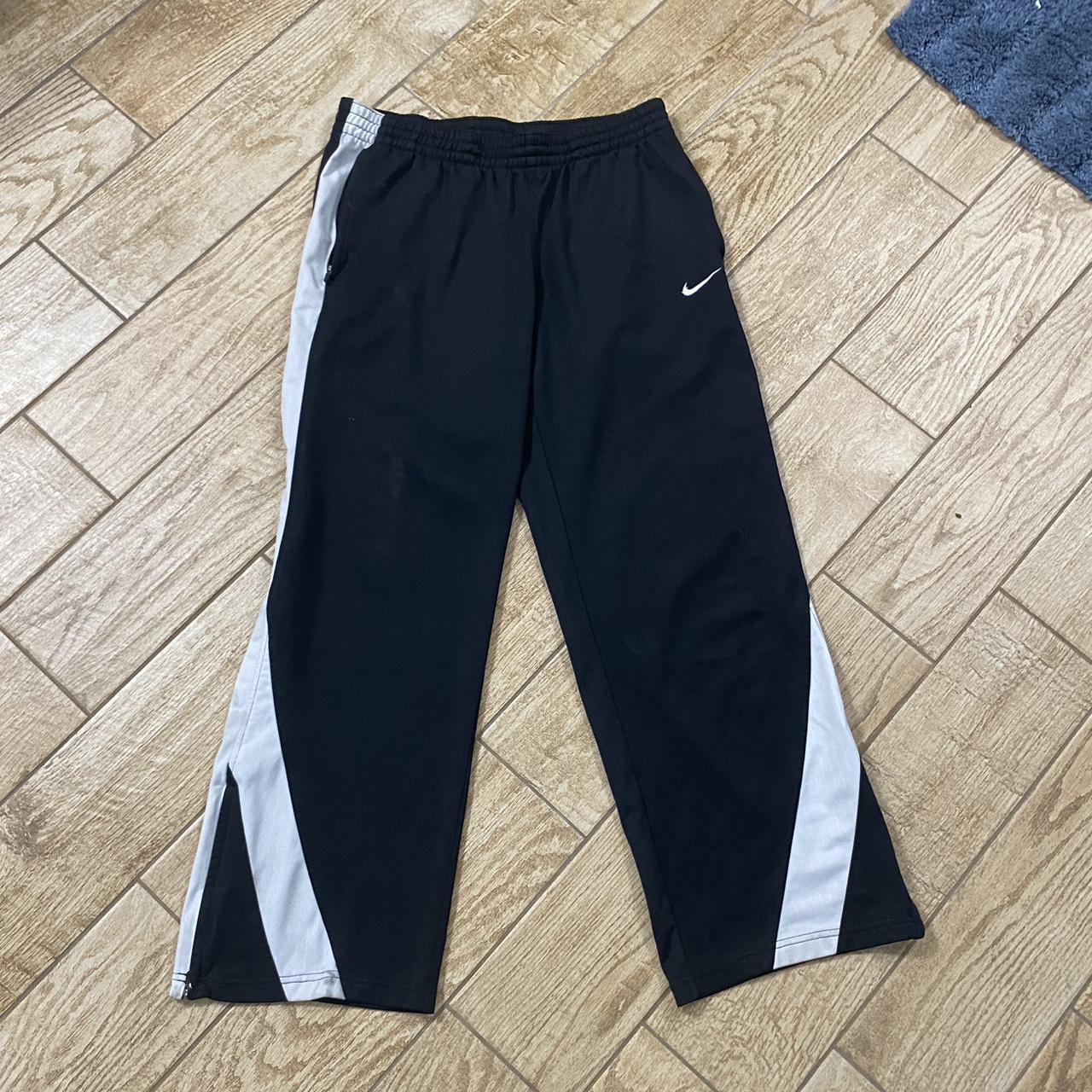 nike vintage trackpants sweatpants vintage baggy... - Depop