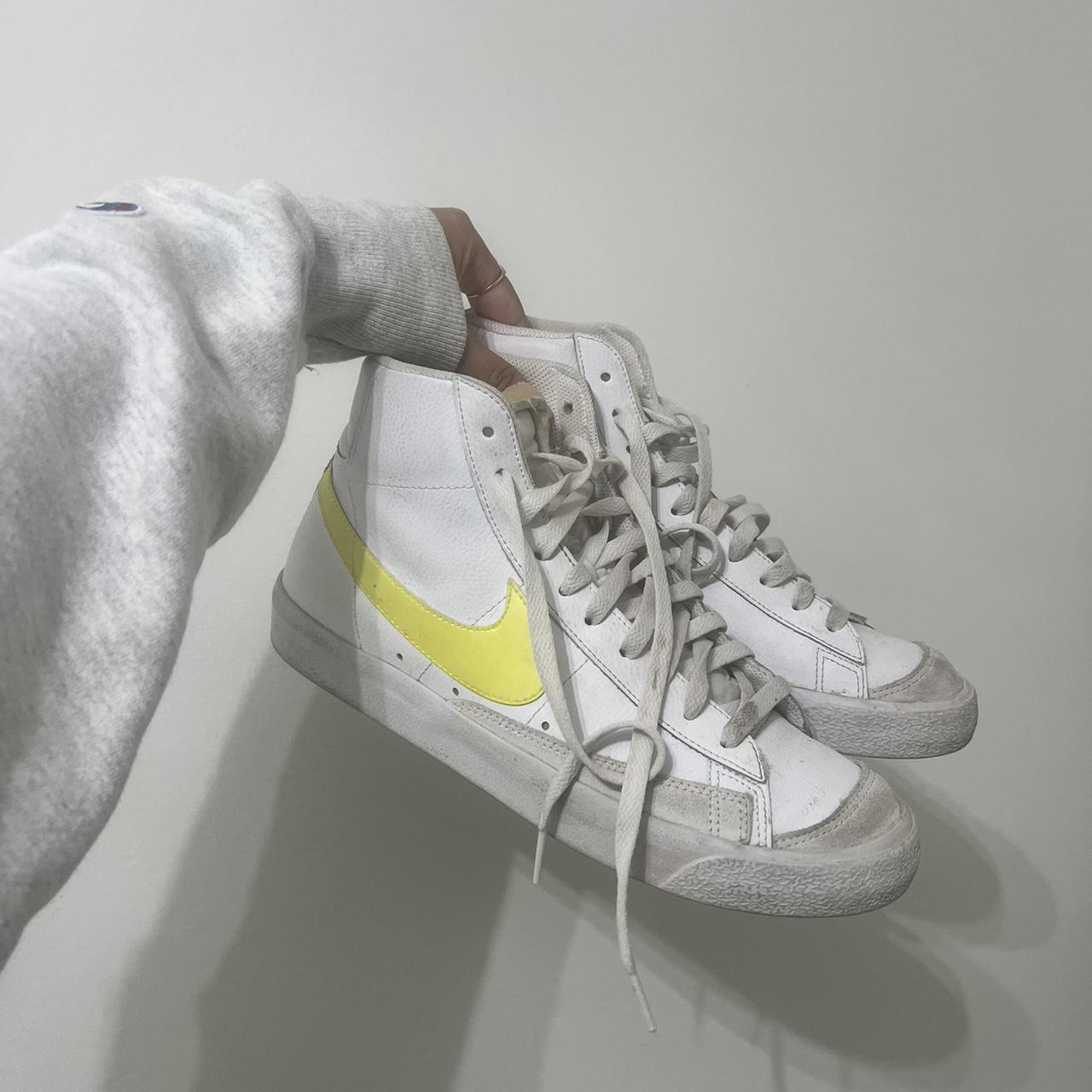 Nike blazer mid on sale 77 vintage white/optic yellow