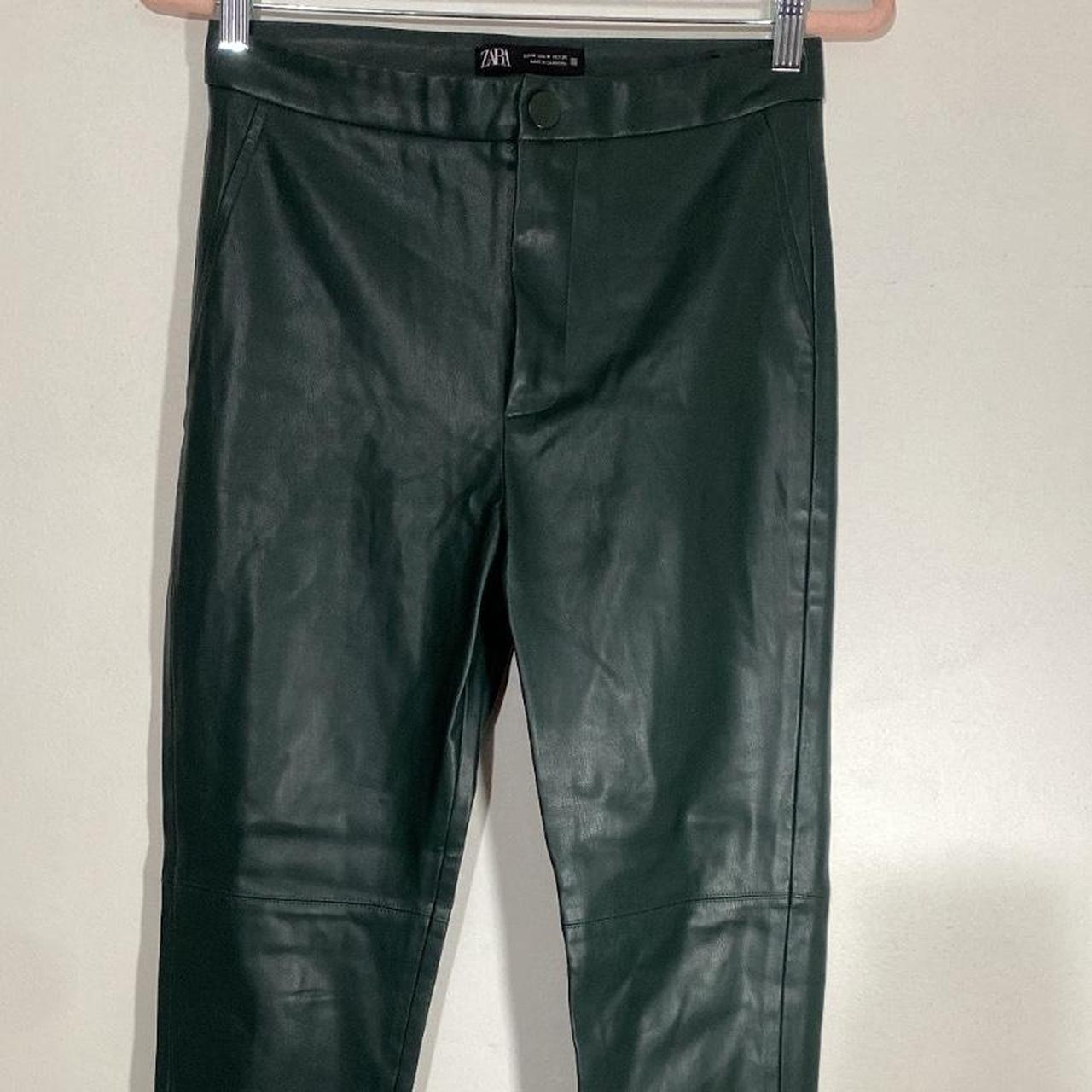 Zara Women's Green Trousers | Depop