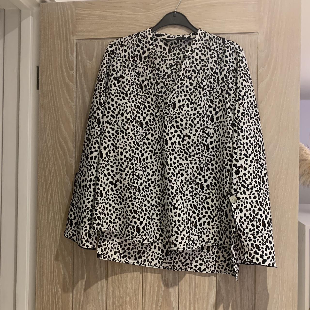 Zara leopard print blouse Size XS Long sleeve with... - Depop