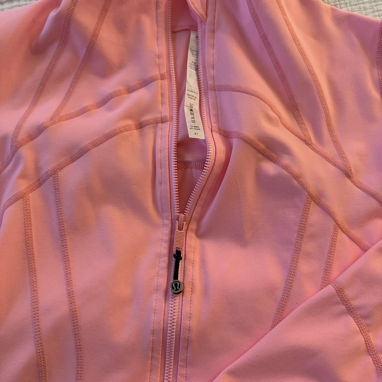 Lululemon pink define jacket Size 6 - Depop